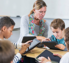 Citoyenneté numérique : quels leviers pour les enseignants ?