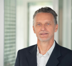 INA campus forme aux usages de l’IA dans l’audiovisuel