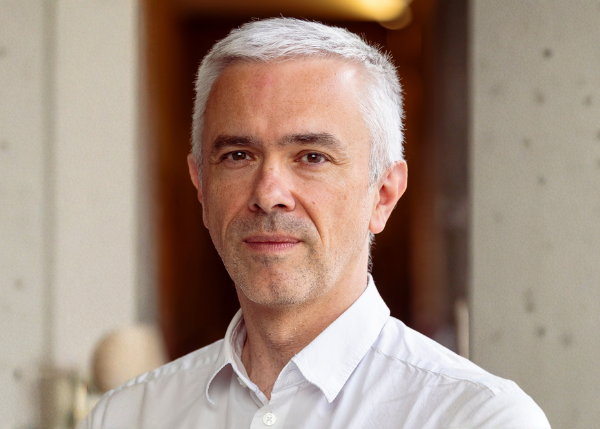 Une école sans professeur : est-ce possible ?